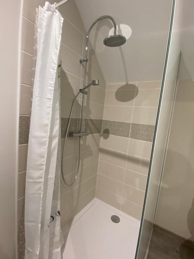 Chambre Privative Chez Toutoune Fontainebrux Eksteriør bilde